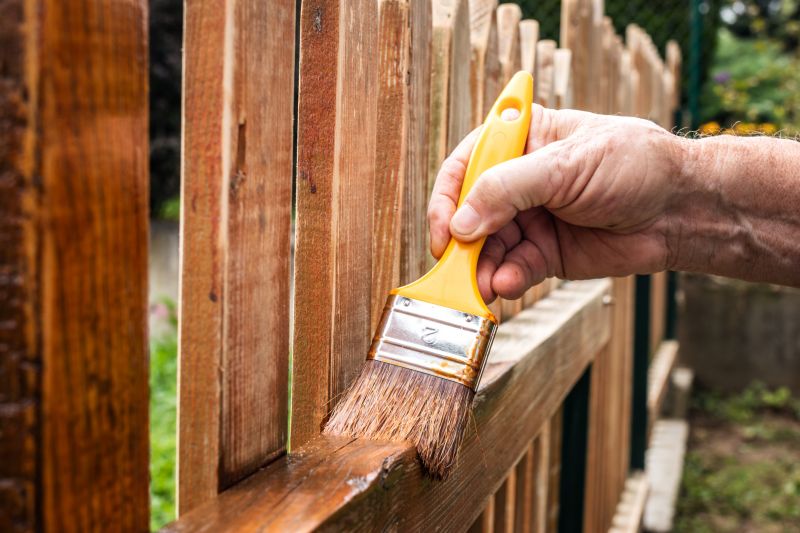Fence & Gate Painting